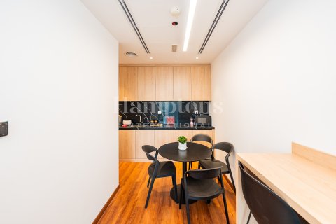 Office de 139.35450000m² en Sheikh Zayed Road, UAE No. 205452 3