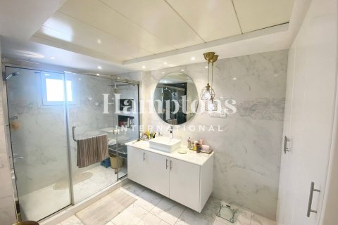 Villa de 4 dormitorios No. 118920 3