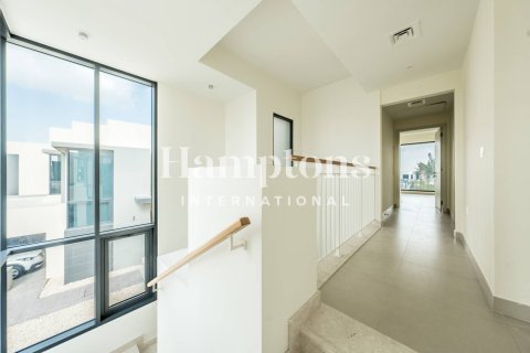 Villa de 4 dormitorios No. 118916 23