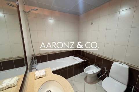 Квартира с 2 спальнями в Дубай Марина, ОАЭ №135122 13