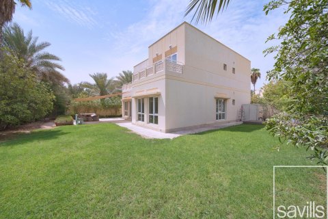 Villa de 4 chambres  No. 111646 2