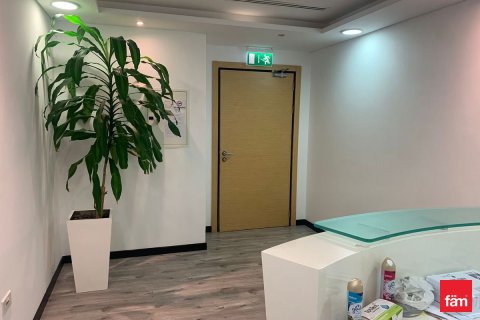 130m² Office in Dubai, UAE No. 207767 3