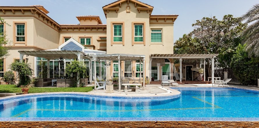 5 غرفة نوم  فيلا في Jumeirah Islands, الإمارات العربية المتحدة رقم 207768