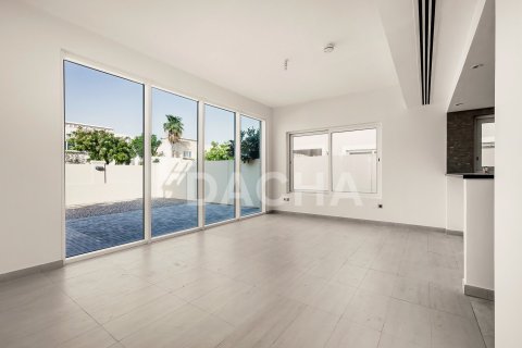4 bedrooms Villa in Legacy Nova Villas, UAE No. 207772 4