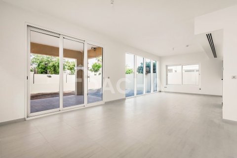 4 bedrooms Villa in Legacy Nova Villas, UAE No. 207772 5
