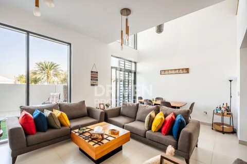 Appartement de 2 chambres à The Pulse, UAE No. 202105 9