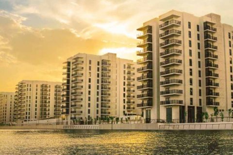 Apartment de 2 dormitorios en Abu Dhabi, UAE No. 171334 5