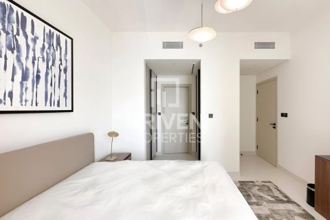 Квартира с 3 спальнями в EMAAR Beachfront, ОАЭ №193092 23
