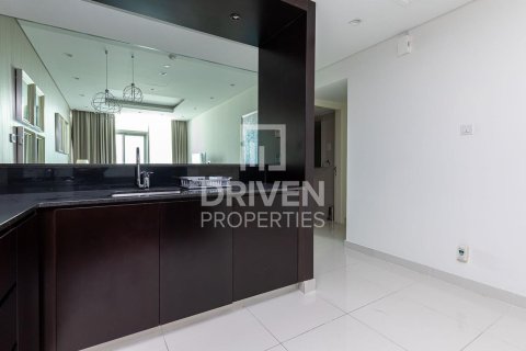 Квартира с 2 спальнями в Damac Maison The Distinction, ОАЭ №193091 3