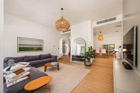 Villa de 3 dormitorios  No. 114138 2