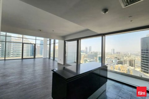 Apartment de 2 dormitorios en Dubai, UAE No. 166006 10