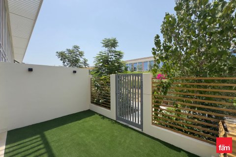 2 bedrooms Townhouse in Dubai, UAE No. 166012 16