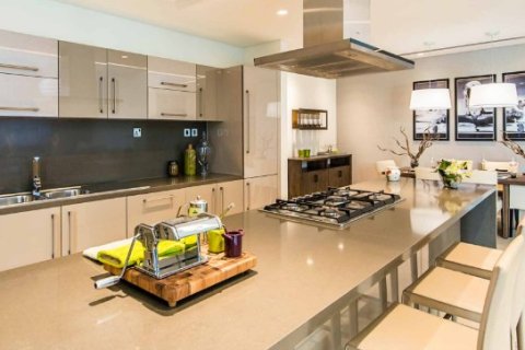Apartment de 2 dormitorios en SOBHA HARTLAND Sobha Hartland, UAE No. 96570 2