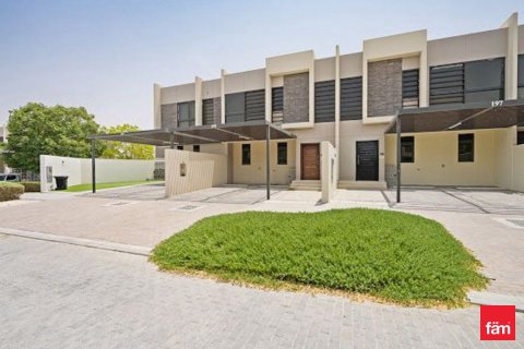 3 bedrooms Townhouse  No. 132105 2