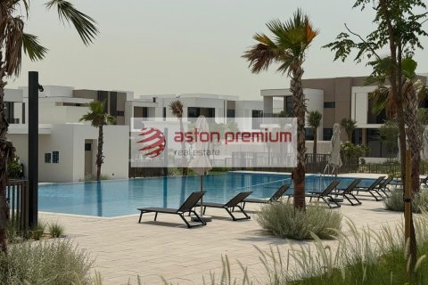 Villa de 4 dormitorios  No. 109286 4