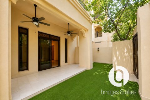 1 bedroom Apartment in Old Town, UAE No. 188386