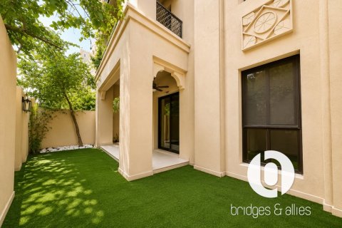 1 bedroom Apartment in Old Town, UAE No. 188386 3