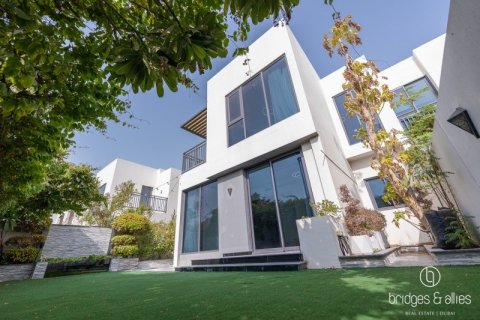 4 bedrooms Villa in Dubai Hills Estate, UAE No. 141847