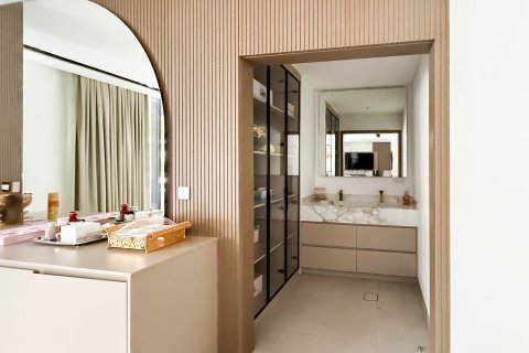 5 bedrooms Villa in Tilal City, UAE No. 204807 9