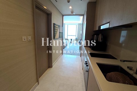 Studio Apartment in FIVE Palm Jumeirah, UAE No. 167894 5