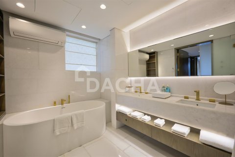 Villa de 5 dormitorios en FIVE Palm Jumeirah, UAE No. 25926 12
