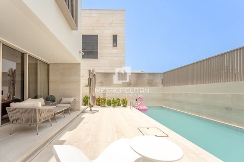 Townhouse de 3 dormitorios No. 129773 5