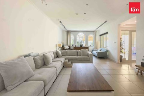 3 غرف نوم فيلا  رقم 126855 4