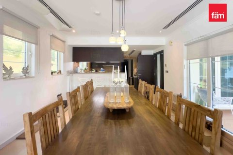 3 غرف نوم فيلا  رقم 126855 6