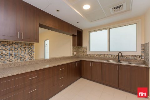 Villa de 4 chambres  No. 126857 8