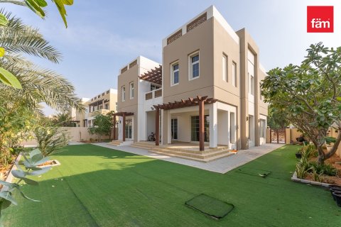 Villa de 4 chambres  No. 126857 3