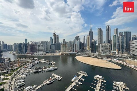 Квартира с 2 спальнями в Бизнес-Бэй, ОАЭ №141627 28