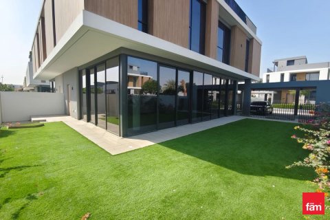 Villa de 5 chambres à Dubai, UAE No. 141628