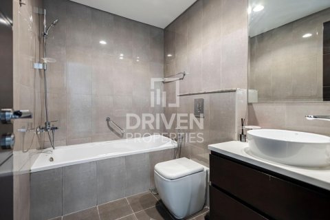 Appartement de 2 chambres à Merano Tower, UAE No. 193335 13