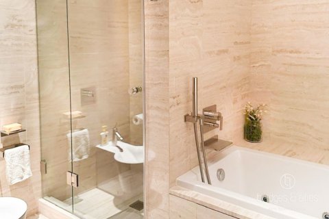 Квартира с 1 спальней в Даунтаун Дубай (Даунтаун Бурдж Дубай), ОАЭ №148242 15