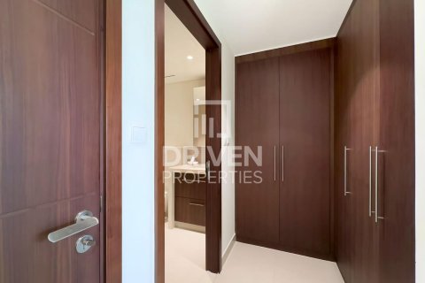 2 bedrooms Apartment in Boulevard Point, UAE No. 193050 10