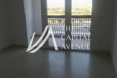 Apartment de 2 dormitorios en  Yas Island, UAE No. 185610 6