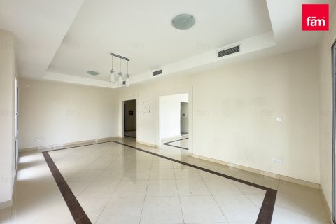 3 bedrooms Villa  No. 111125 4