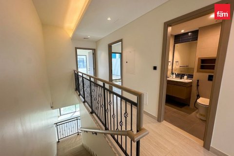 4 bedrooms Townhouse in Dubai, UAE No. 184462 8
