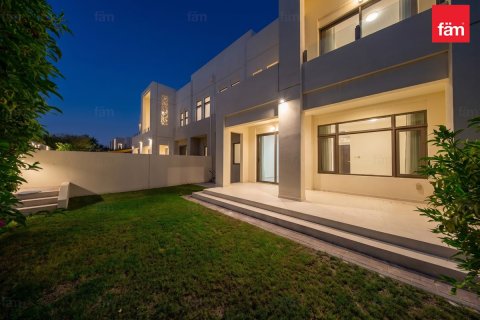 Villa de 5 dormitorios en Reem, UAE No. 184461 7