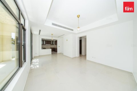 Villa de 5 dormitorios en Reem, UAE No. 184461 4