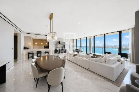 3 bedrooms Apartment in The Crescent, UAE No. 198799