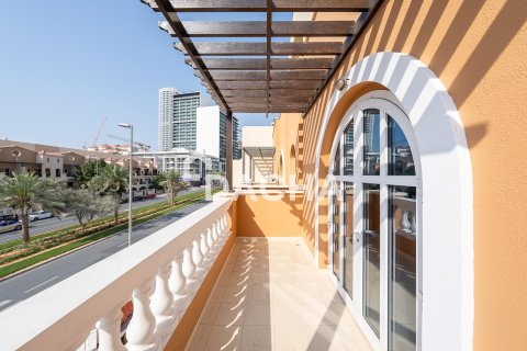 4 bedrooms Villa in District 15, UAE No. 186091 30