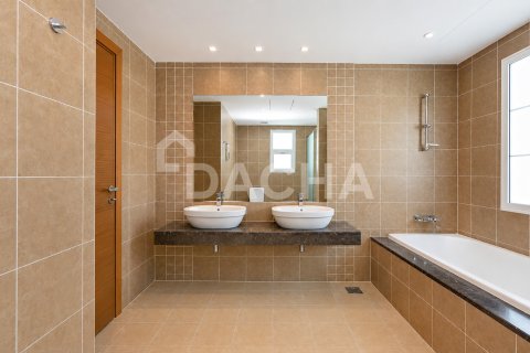 2 bedrooms Villa in Jumeirah Village Triangle, UAE No. 186097 21
