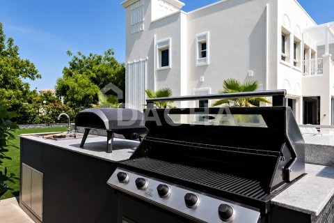 2 bedrooms Villa in Jumeirah Village Triangle, UAE No. 186097 31