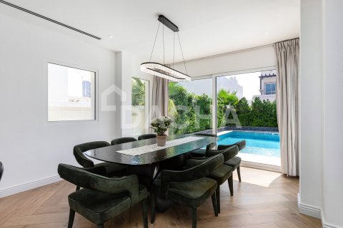 2 bedrooms Villa in Jumeirah Village Triangle, UAE No. 186097 8