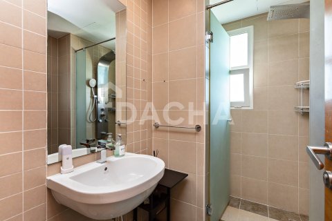 2 bedrooms Villa in Jumeirah Village Triangle, UAE No. 186097 16