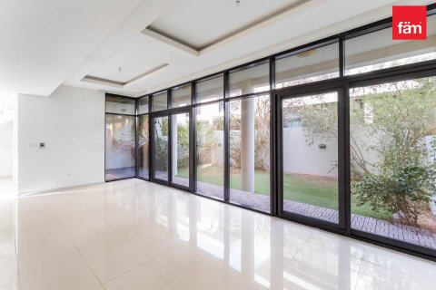 Townhouse de 3 dormitorios  No. 116799 2