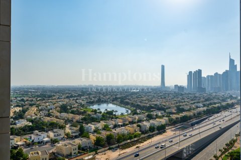 Apartment de 2 dormitorios en The Hills A, UAE No. 161991