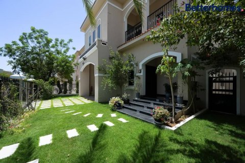 3 bedrooms Villa in The Villa, UAE No. 18199 20