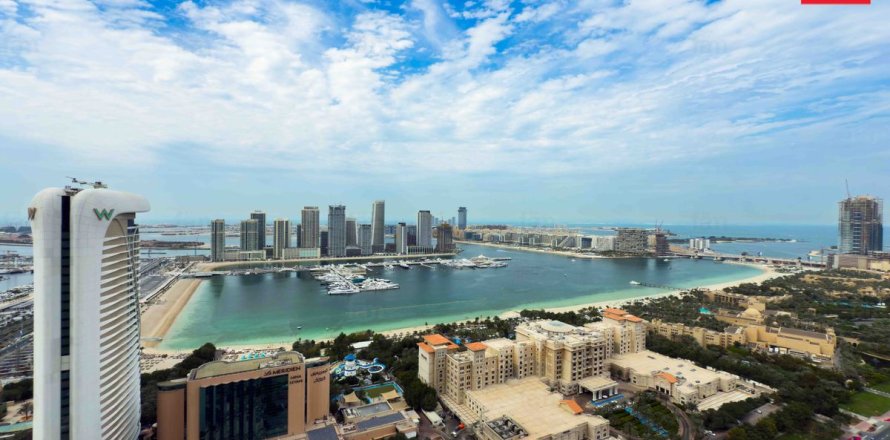 Квартира с 4 спальнями №120551